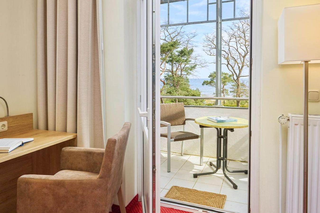 Nocleg ze śniadaniem Strandhotel Garni Kormoran Zinnowitz