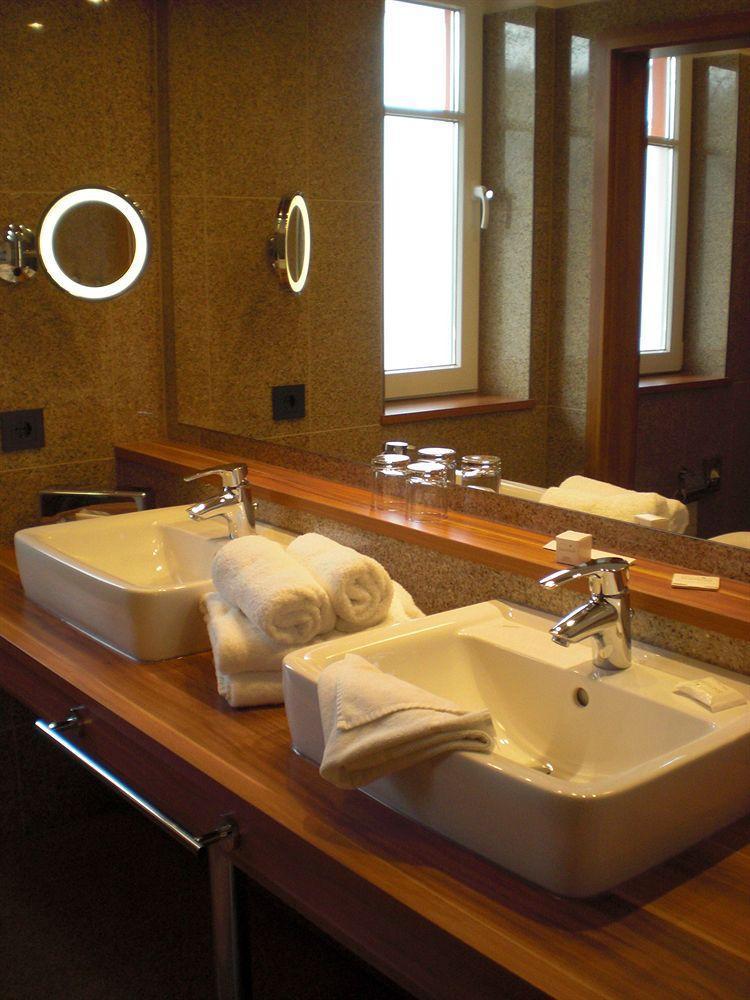 Nocleg ze śniadaniem Strandhotel Garni Kormoran 3*